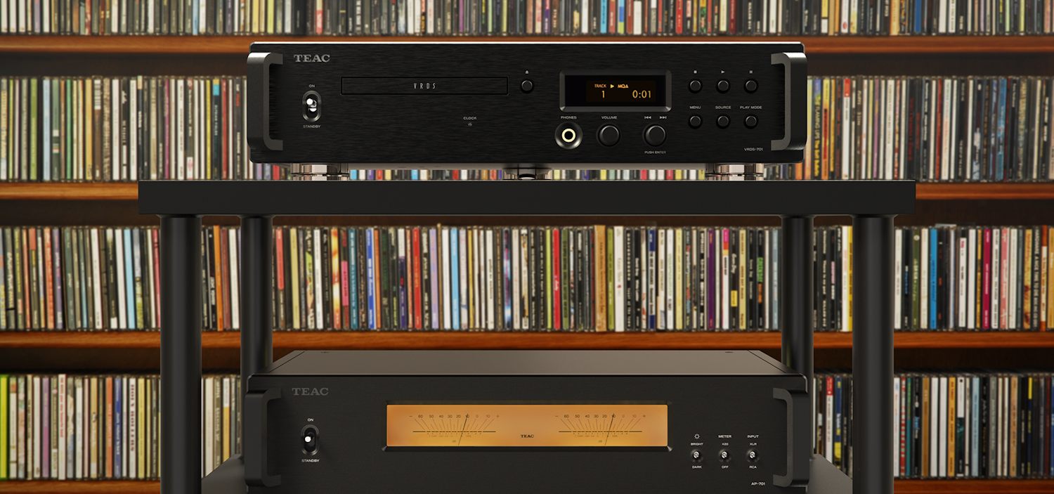 TEAC VRDS 701 in Rack in front of CD Collection 1920x900