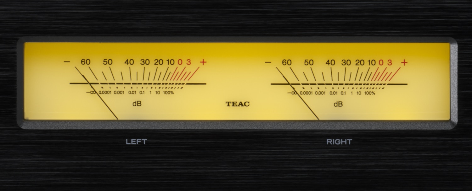 Ap 505 stereo power amplifier meters